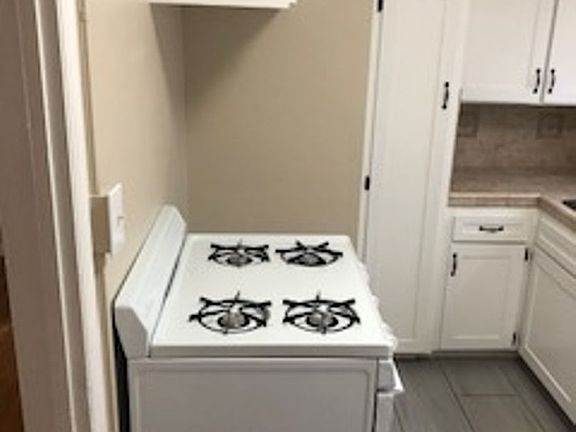 4th image of 5237 E Ocean Blvd APT 6