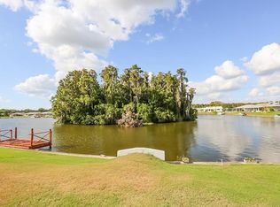 1603 Monmouth Dr, Sun City Center, FL 33573