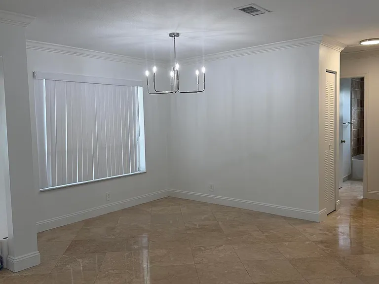 9209 Southampton Pl — Photo 4