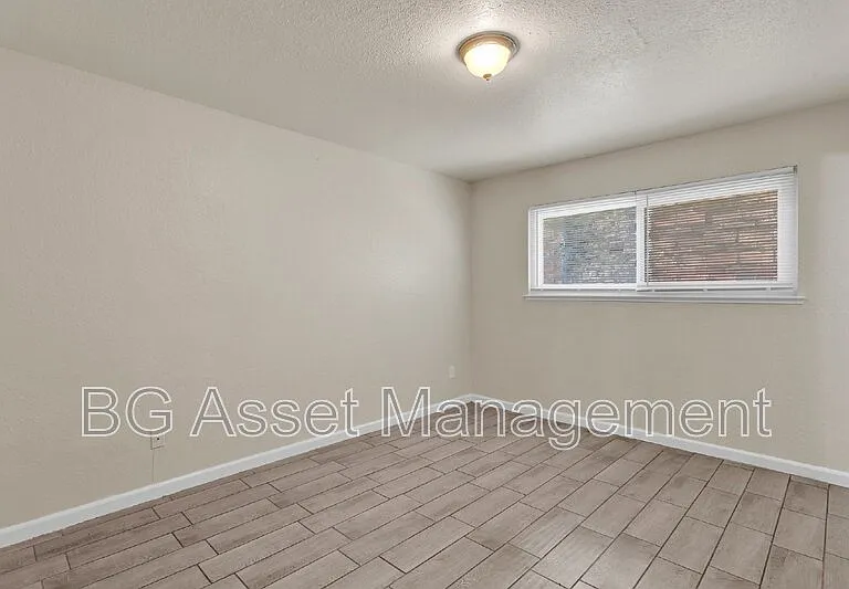 714 Darina Ave #3 — Photo 12
