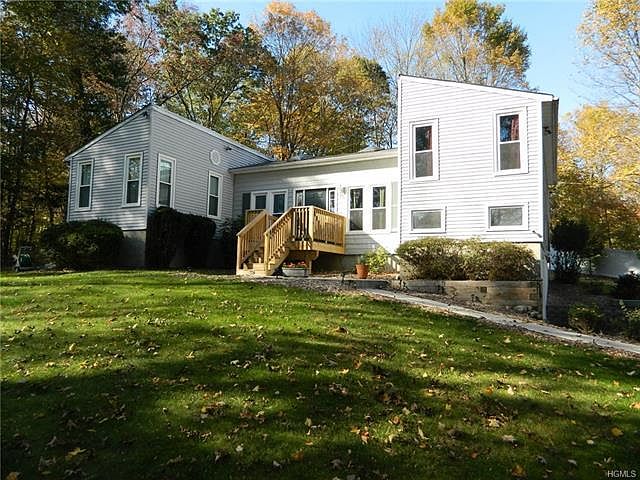 1st image of 22 Adonna Dr