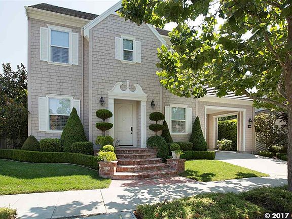 5th image of 2201 Creekview Pl