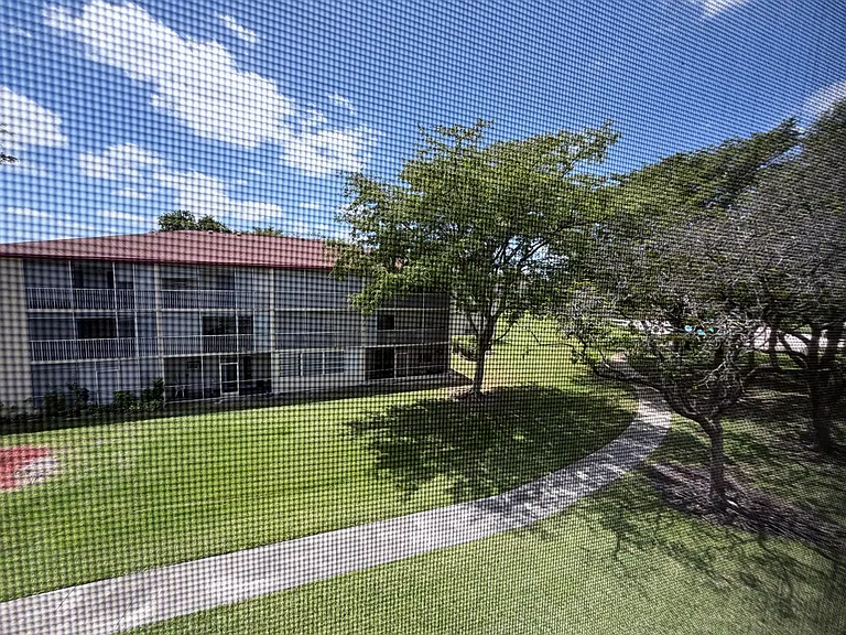 100 SW 132nd Way #303K — Photo 14