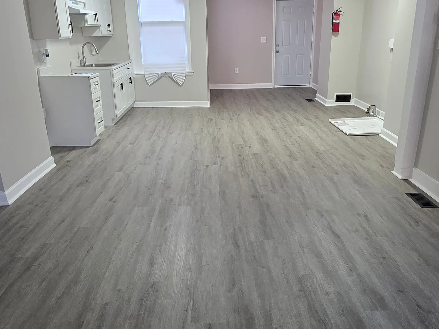 1203 Darley Ave — Photo 4