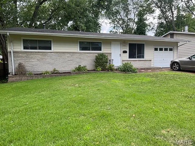 1980 Parker Rd photo 1