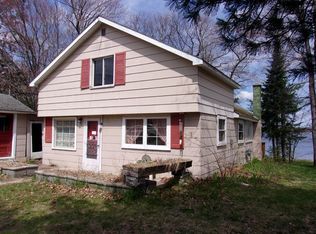 8308 253rd Ln, Rapid River, MI 49878