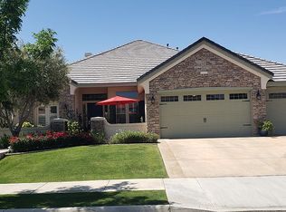 12703 Eversham Dr, Bakersfield, CA 93311