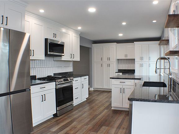 2nd image of 9462 Peebles Rd