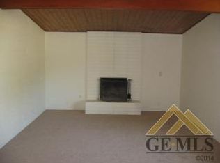 3100 Hughes Ln, Bakersfield, CA