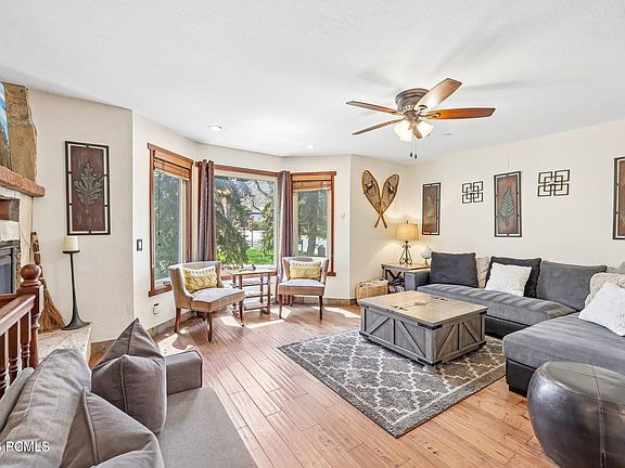 2nd image of 1378 Park Ave Unit 4