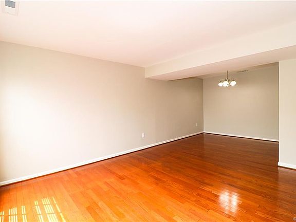 5th image of 1543 Harpers Ferry Ct #1543