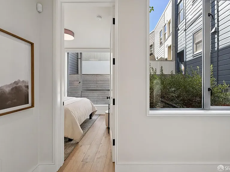 1259 Clay St — Photo 25