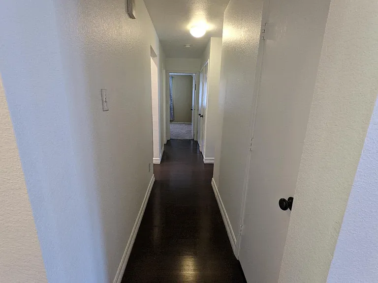 1321 Meadowbrook Dr — Photo 17