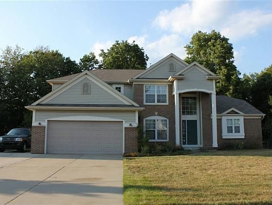 1st image of 2176 Burcham Dr