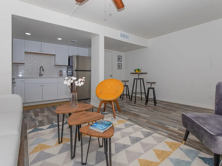 Spectra Midtown — Photo 16