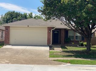 1844 Shasta View Dr, Justin, TX 76247