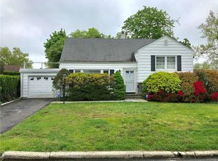 18 Rugby Rd, Yonkers, NY 10710