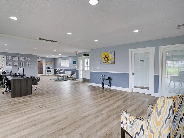 Open Leasing Office