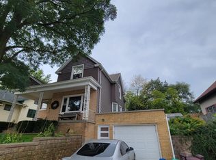 2106 S 10th St, Manitowoc, WI 54220