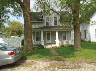 2811 17th St, Moline, IL 61265