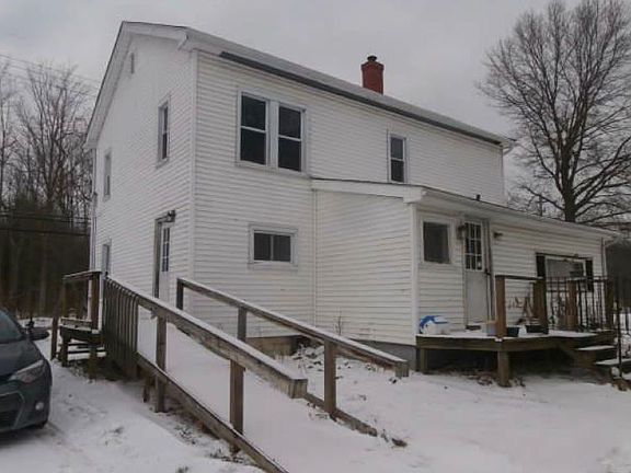 2nd image of 3472 N Broadway #534