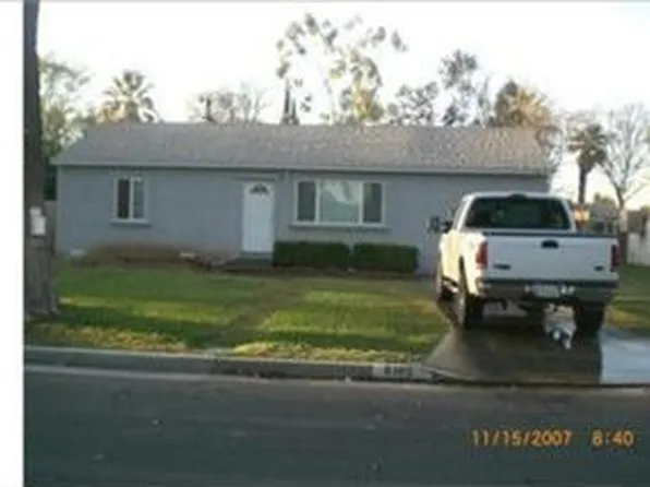 8185 Camelia Dr, Riverside, CA 92504