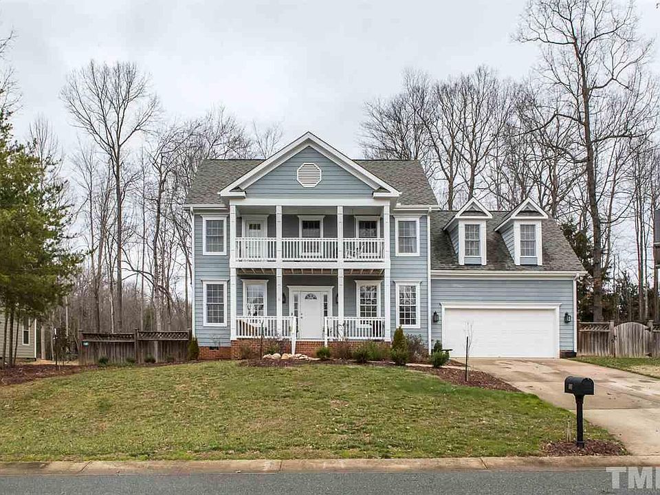 1st image of 607 Everglades Dr