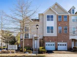 24 Farrah Dr #1310, Manahawkin, NJ 08050