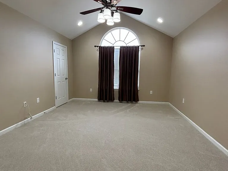4465 Olyvia Pl — Photo 31