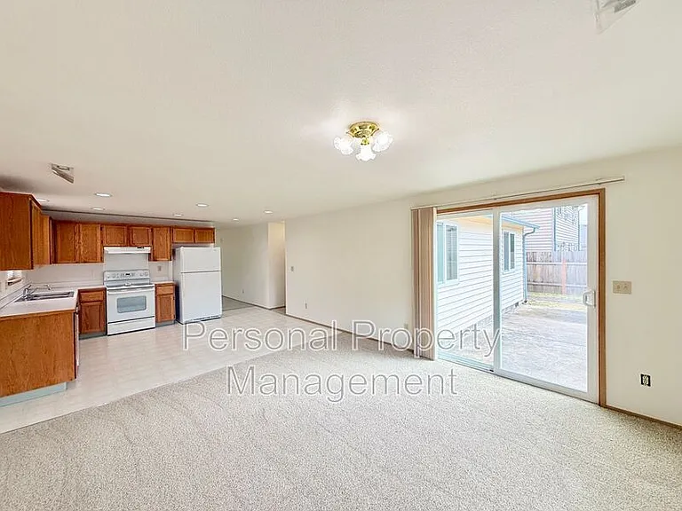 14815 NE 91st St — Photo 6