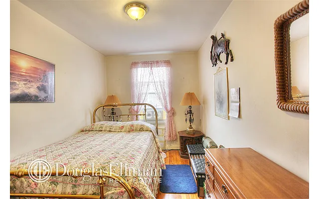 Sold by Douglas Elliman | media 3