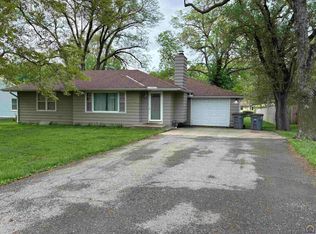 2025 W 15th Ave, Emporia, KS 66801
