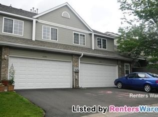 1232 Pecks Woods Dr, New Brighton, MN 55112