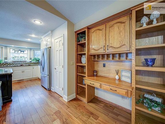 Great room built ins.