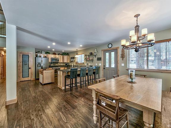 5th image of 1840 Narragansett Cir