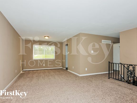 3rd image of 5708 Madlar Ln