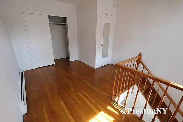 Rented by J PRESTON AND ASSOCIATES INC | media 8