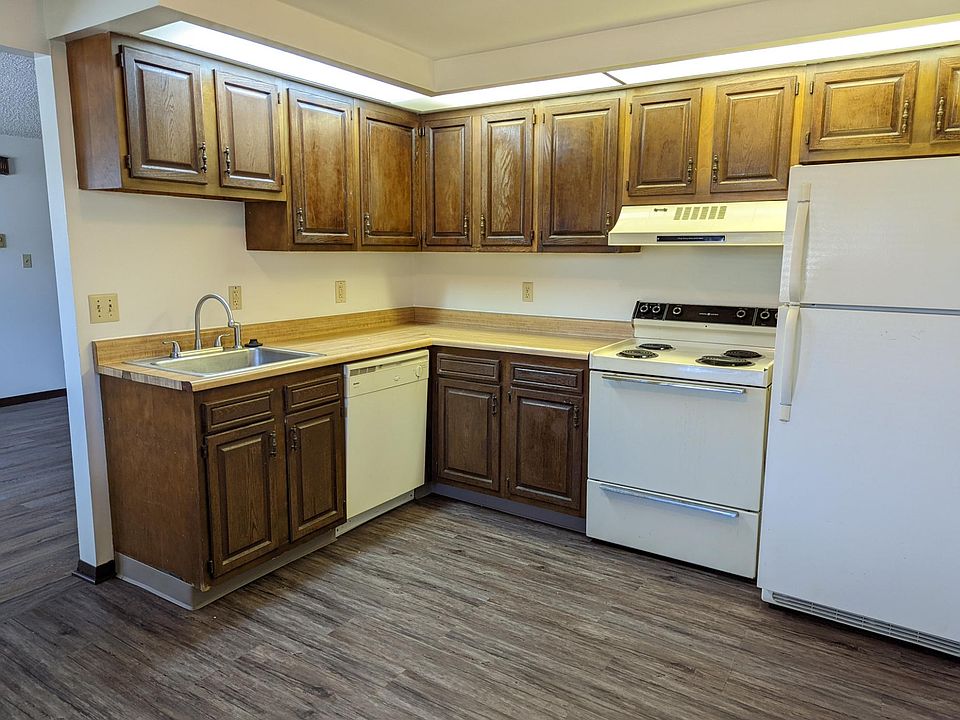 1st image of 25 Barton Ct #1