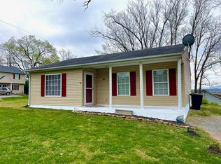 2321 Yeager Ave NE, Roanoke, VA 24012