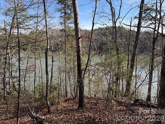 5th image of 37 Peninsula Dr