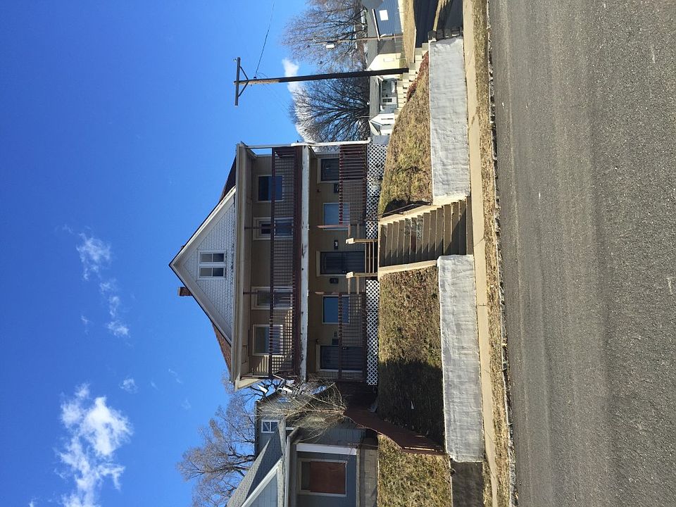 2nd image of 1624 Savannah Ave