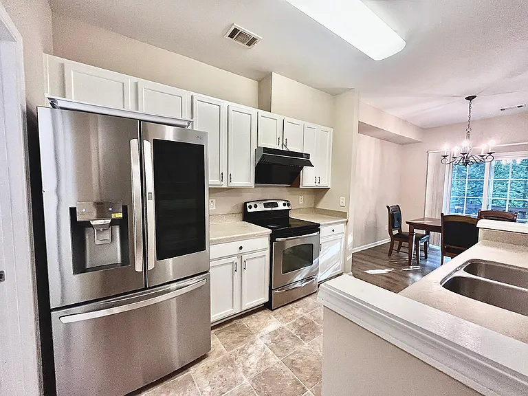 1659 Tailmore Ln — Photo 8
