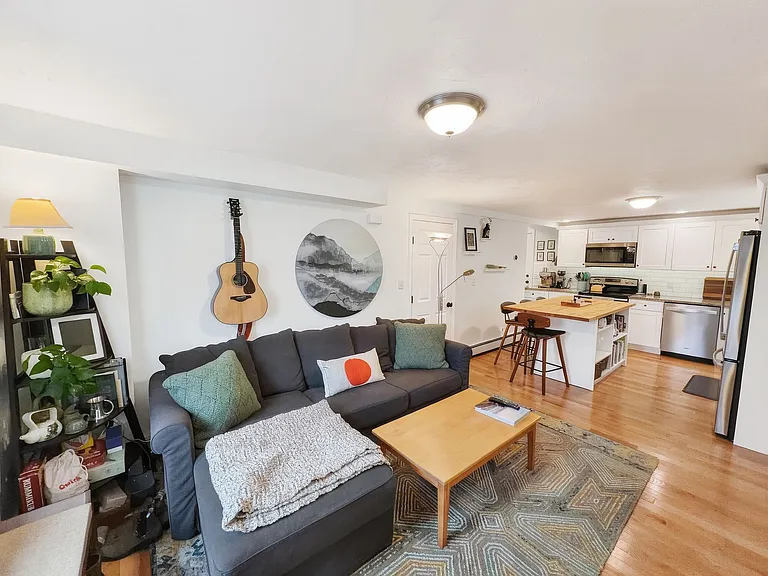 11 Vestry St #B — Photo 8