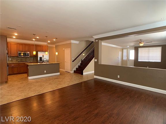 3rd image of 11051 Bowen Ct