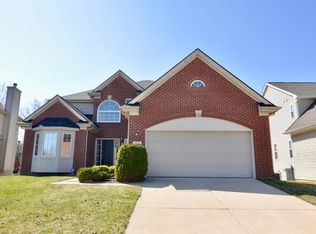 352 Sedgewood Ln, Ann Arbor, MI 48103