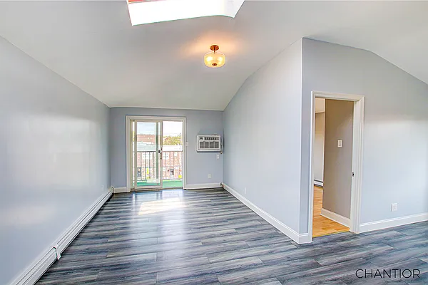 Sold by Chantior Real Estate LLC | media 15