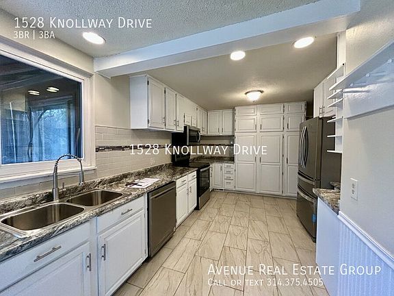 3rd image of 1528 Knollway Dr