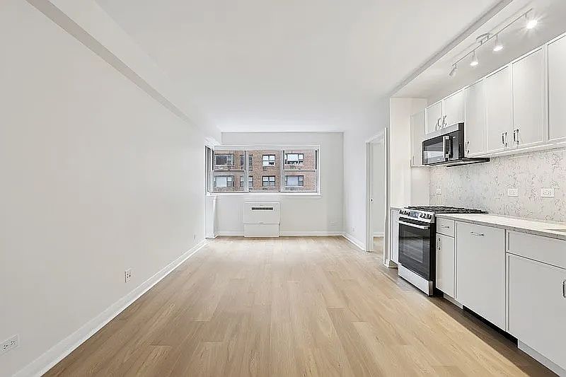 1st image of 85 E End Ave APT 12D