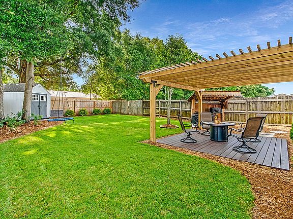 4th image of 5880 Magnolia Bend Blvd