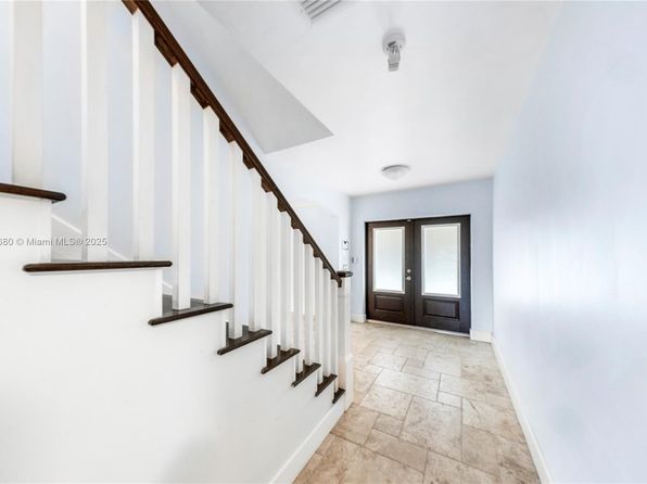 1108 Washington St, Hollywood, FL 33019